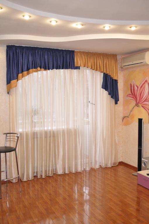 Apartment On Oleksandra Polia Avenue 110 Dnipro Luaran gambar